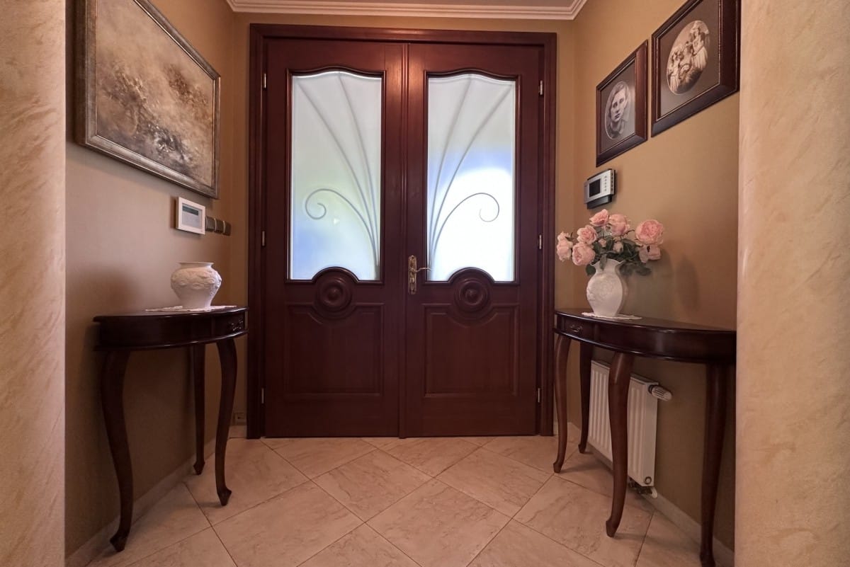 Dom 5 pokojowe na Sprzedaż