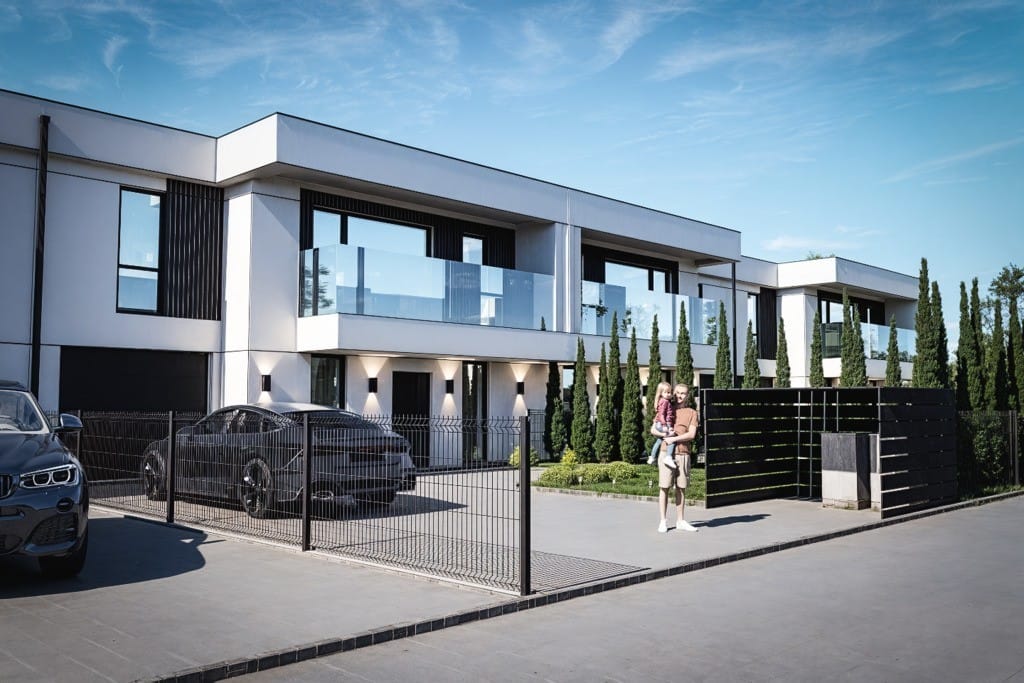 Dom 6 pokojowe na Sprzedaż