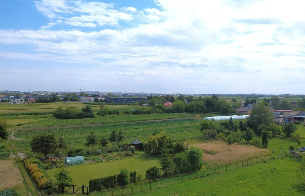 Działka  pokojowe na Sprzedaż