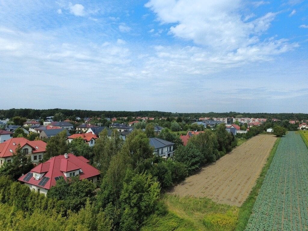 Działka  pokojowe na Sprzedaż