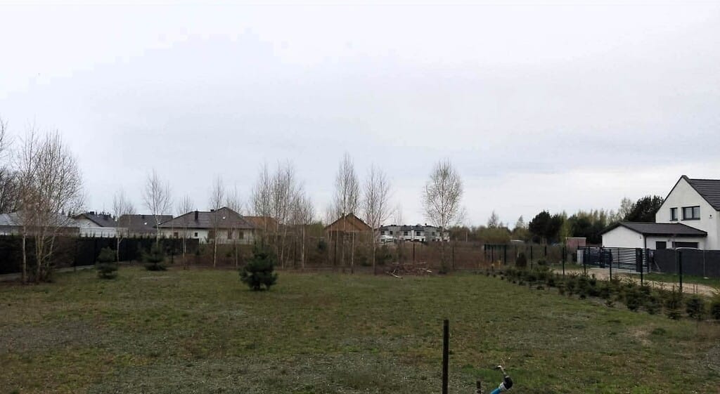 Działka  pokojowe na Sprzedaż