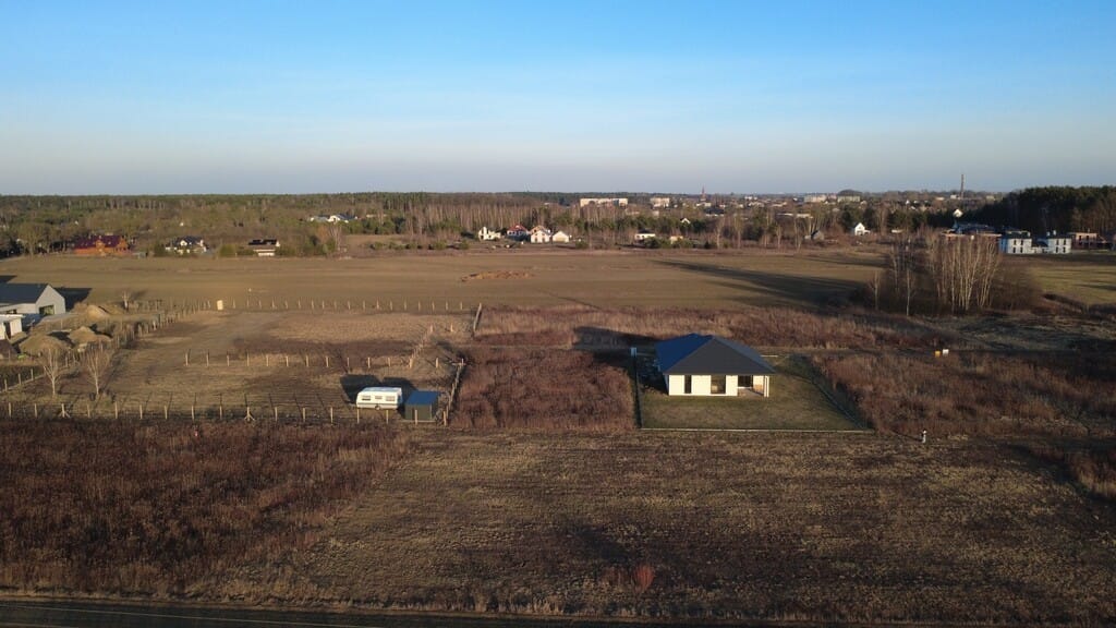 Działka  pokojowe na Sprzedaż