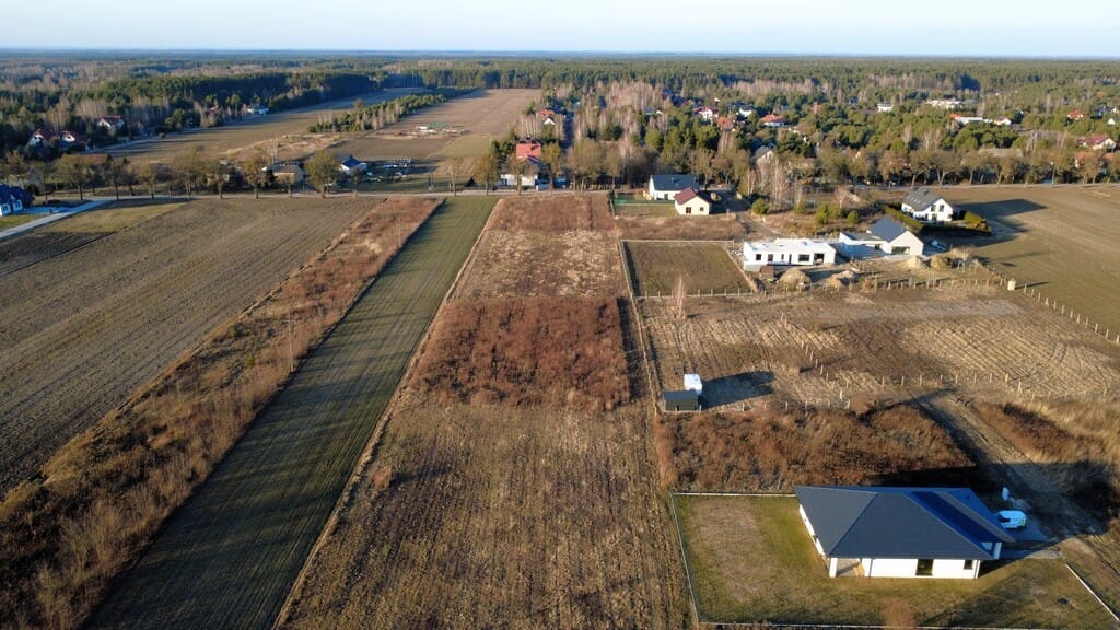 Działka  pokojowe na Sprzedaż