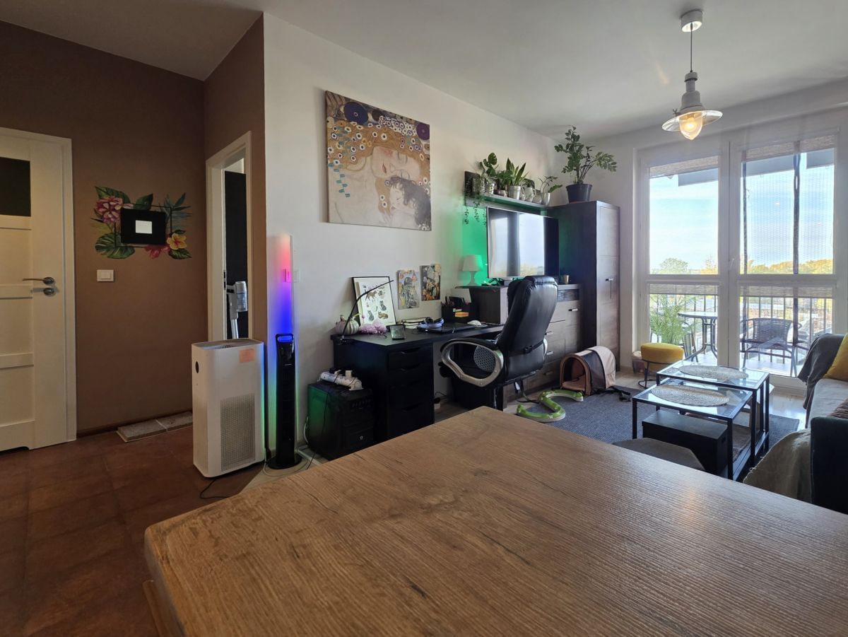 Mieszkanie 2 pokojowe na Sprzedaż