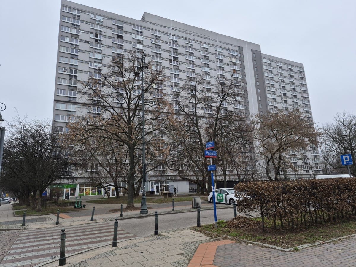 Mieszkanie 3 pokojowe na Sprzedaż