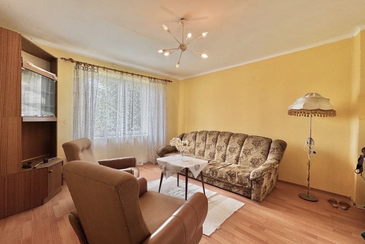 Dom 4 pokojowe na Sprzedaż