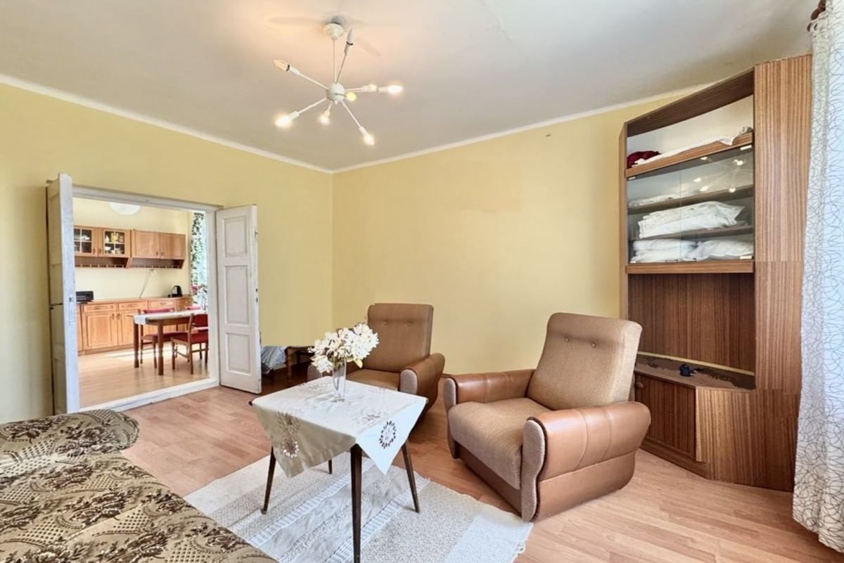 Dom 4 pokojowe na Sprzedaż