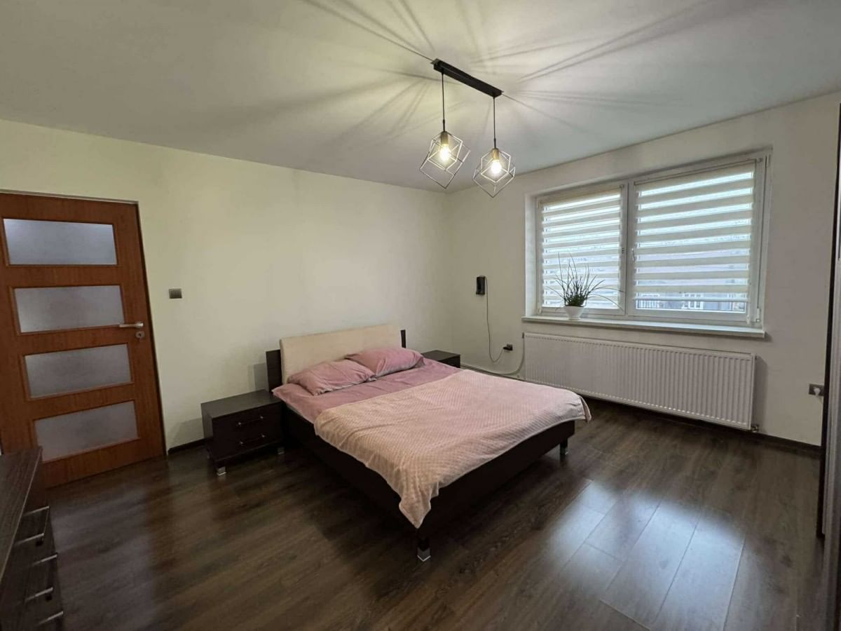 Dom  pokojowe na Sprzedaż