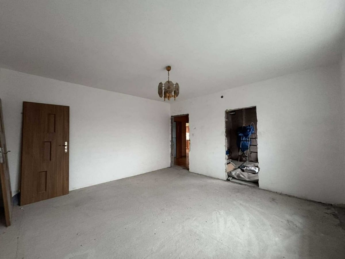 Dom  pokojowe na Sprzedaż