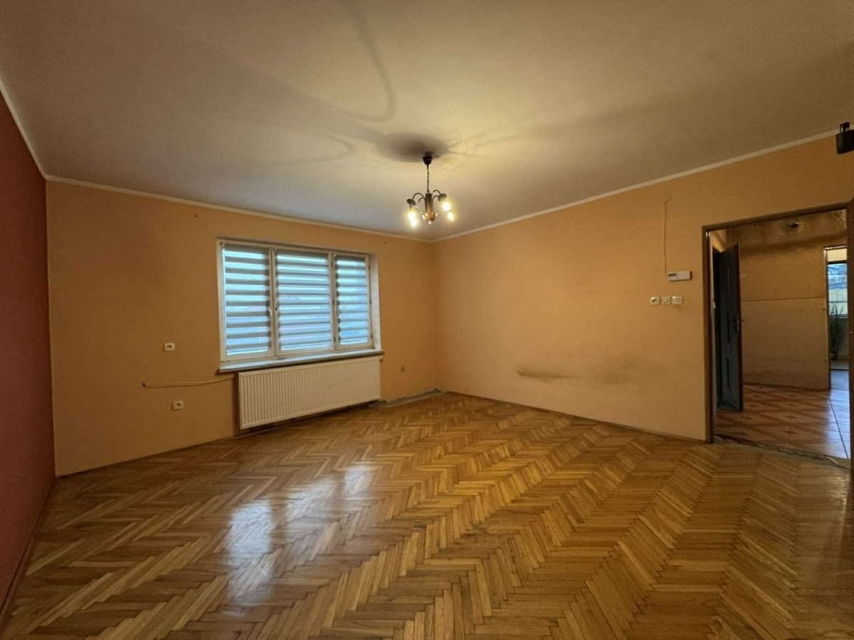 Dom  pokojowe na Sprzedaż