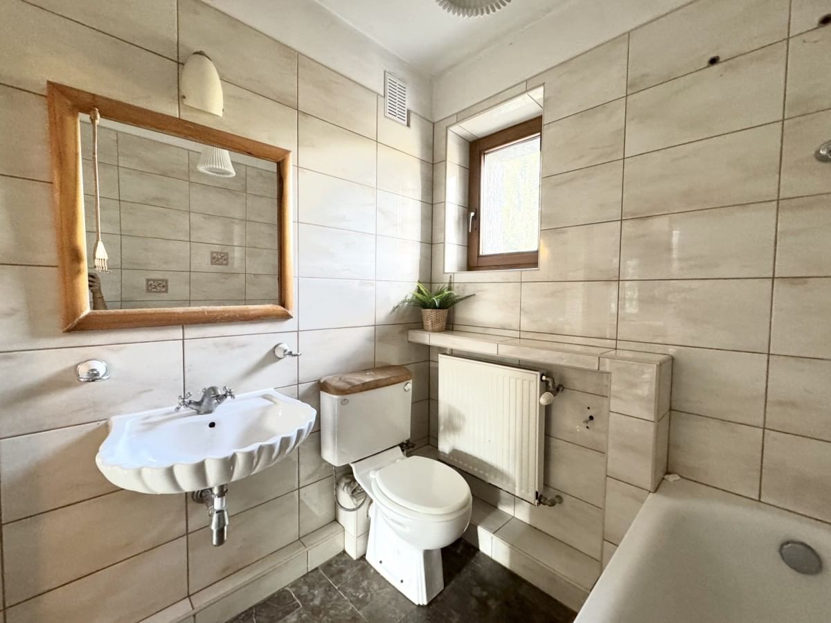 Lokal użytkowy  pokojowe na Sprzedaż