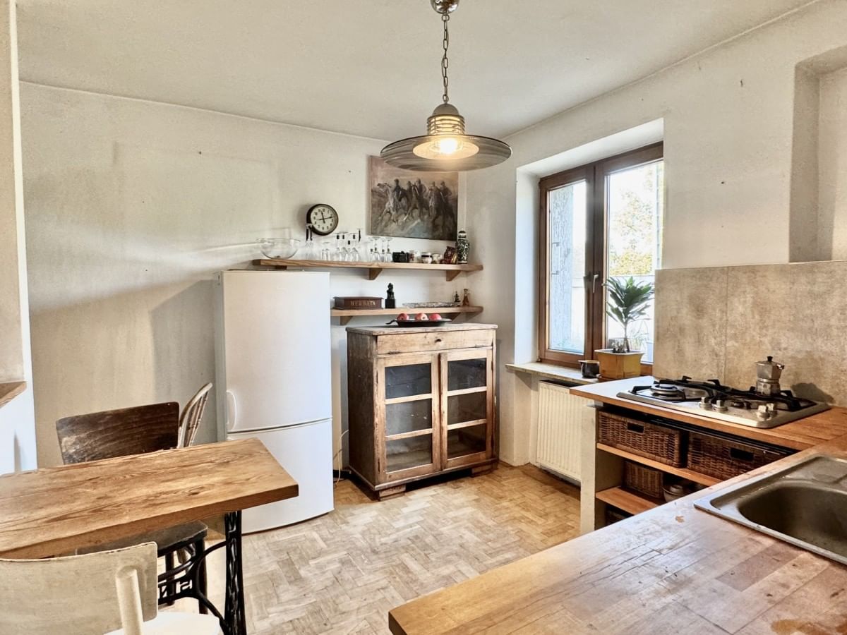 Lokal użytkowy  pokojowe na Sprzedaż