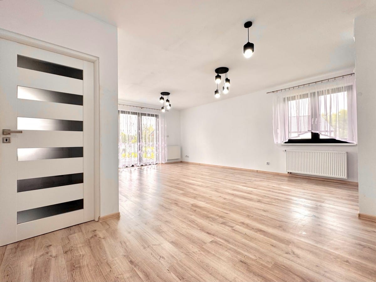 Dom 3 pokojowe na Sprzedaż