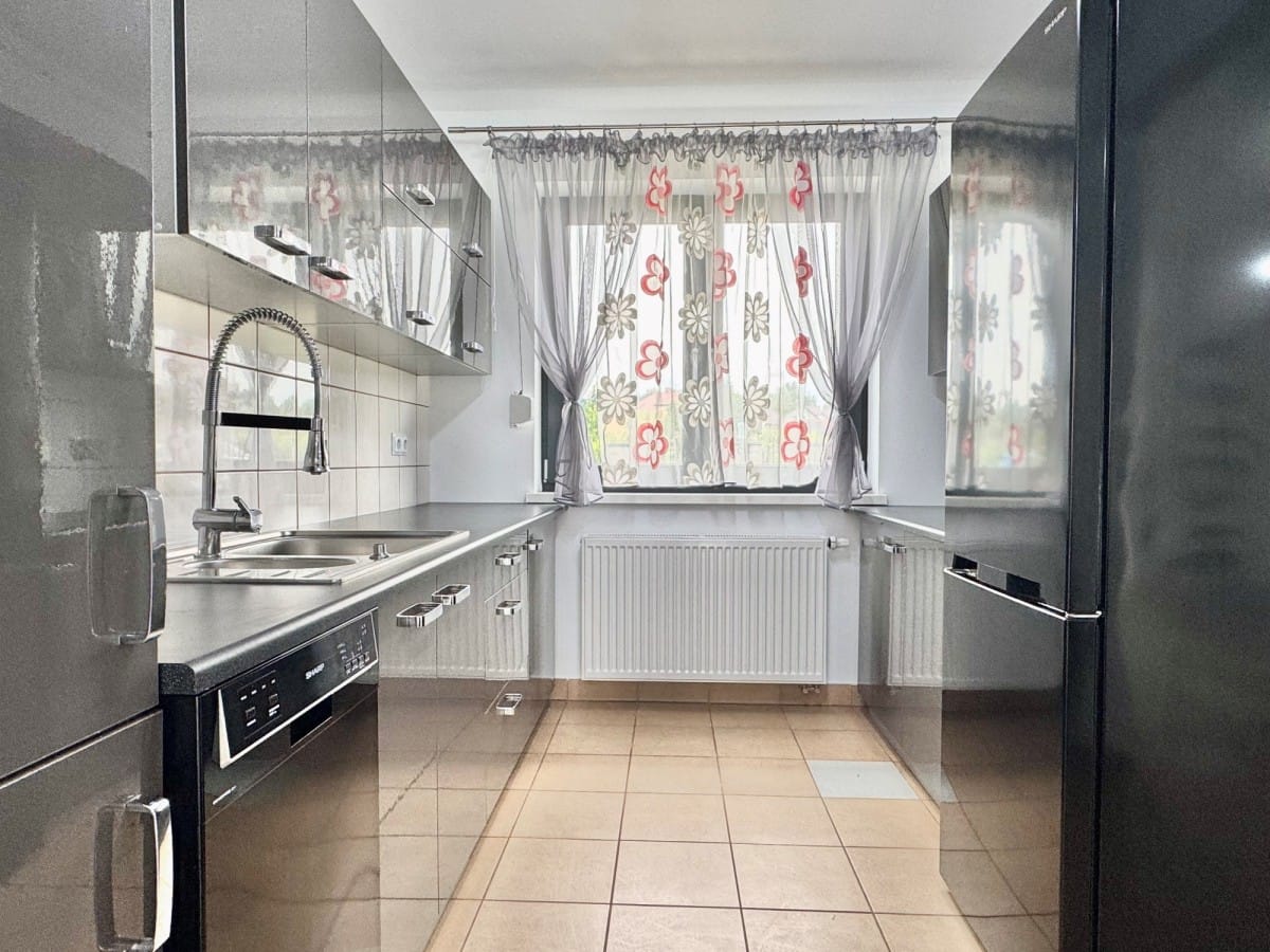 Dom 3 pokojowe na Sprzedaż