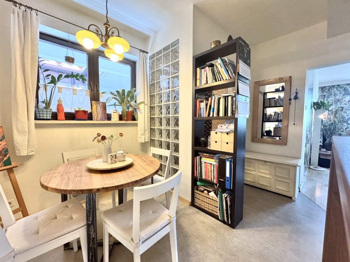 Mieszkanie 4 pokojowe na Sprzedaż