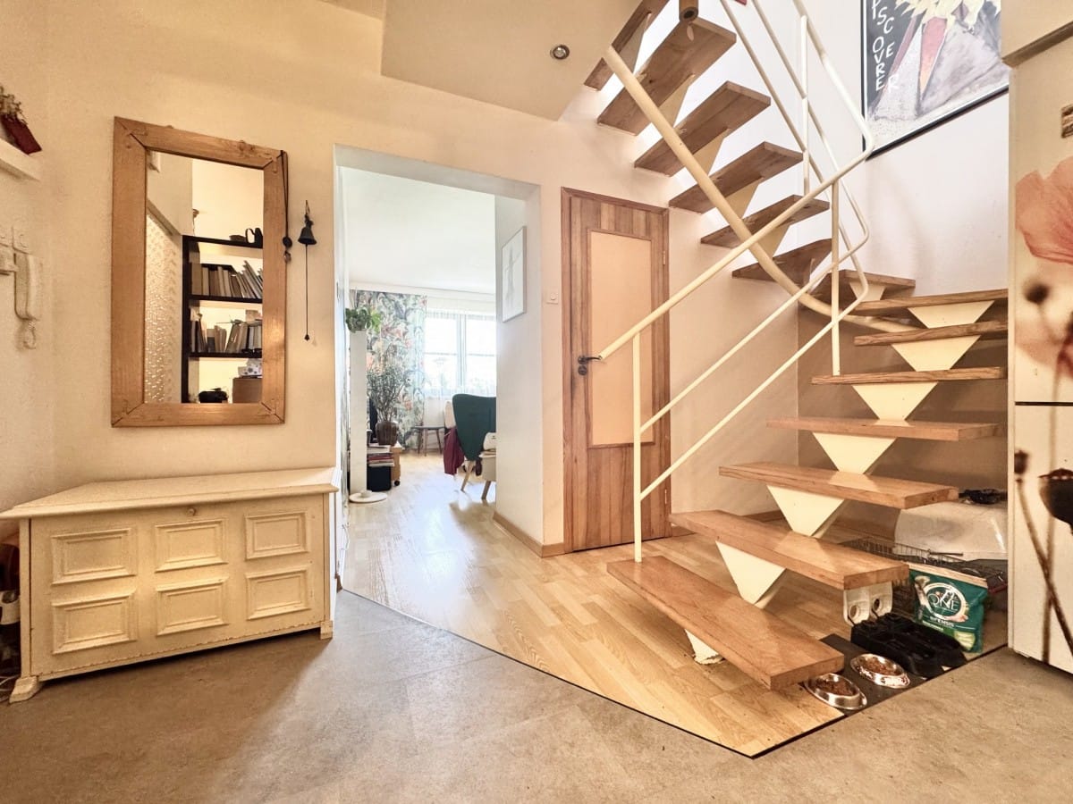 Mieszkanie 4 pokojowe na Sprzedaż