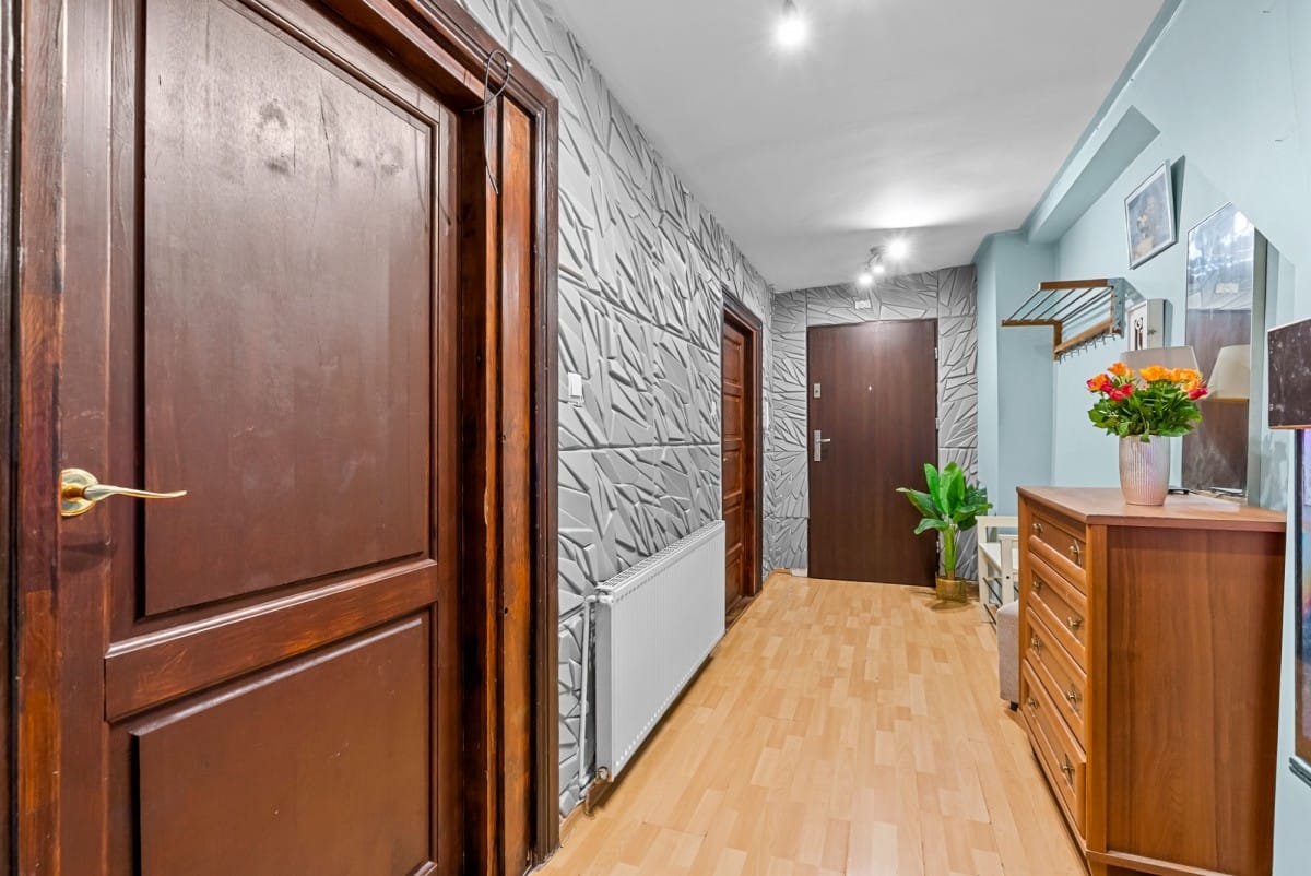 Mieszkanie 3 pokojowe na Sprzedaż