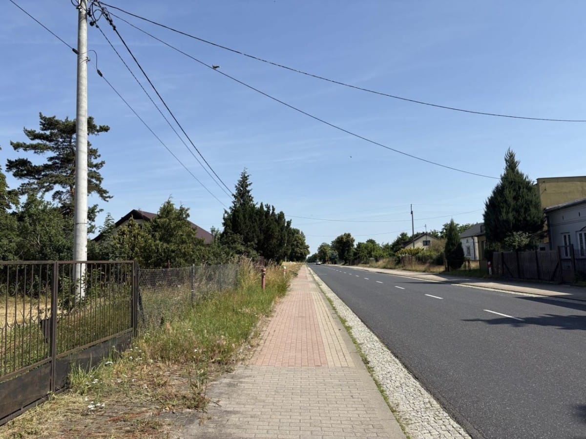 Działka  pokojowe na Sprzedaż