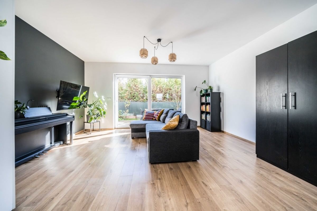 Dom 4 pokojowe na Sprzedaż