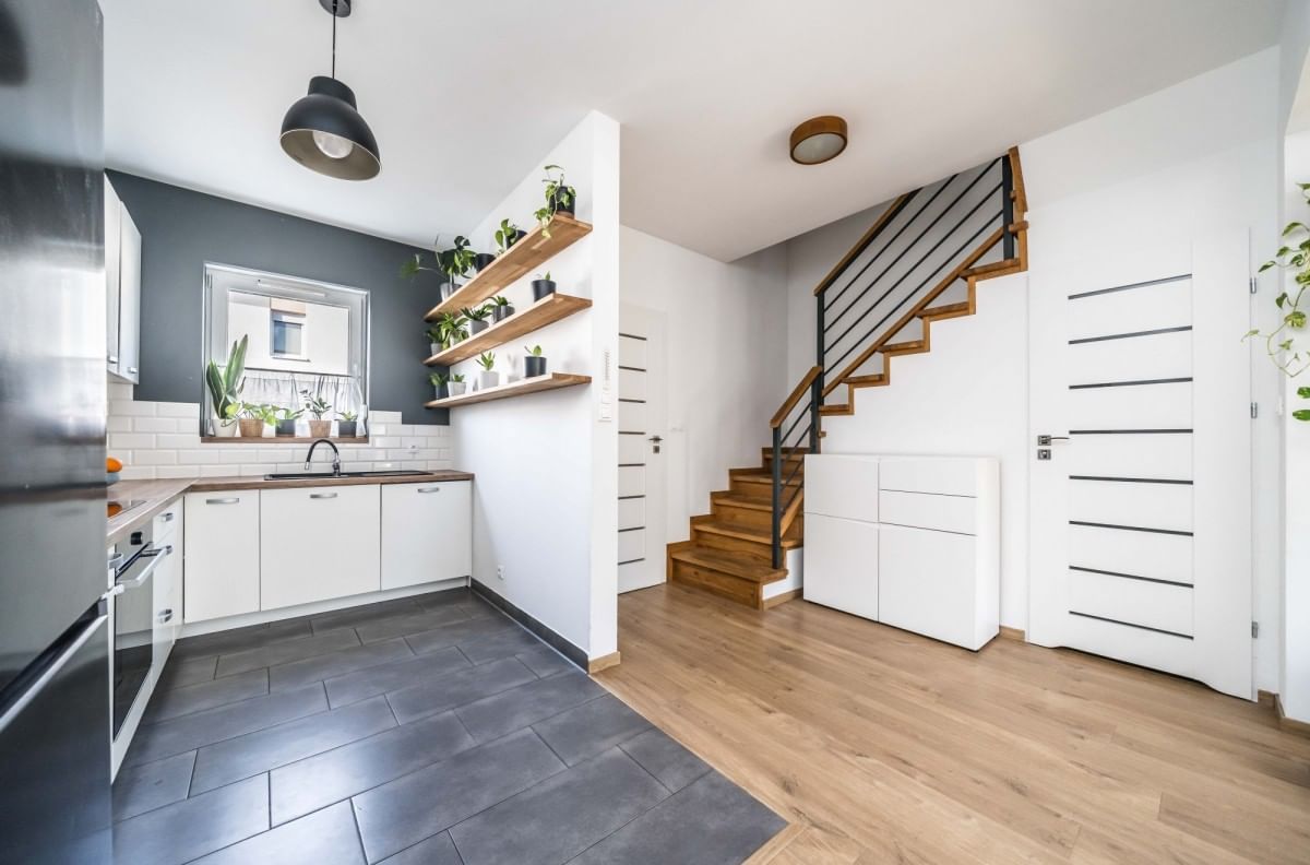 Dom 4 pokojowe na Sprzedaż