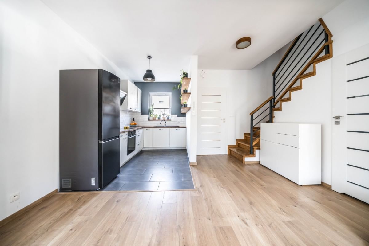 Dom 4 pokojowe na Sprzedaż