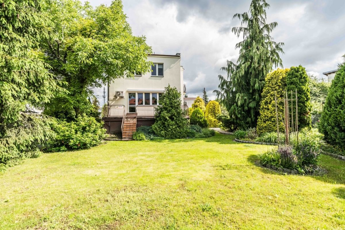 Dom  pokojowe na Sprzedaż