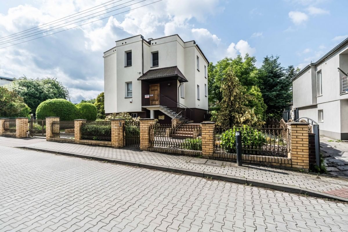 Dom  pokojowe na Sprzedaż