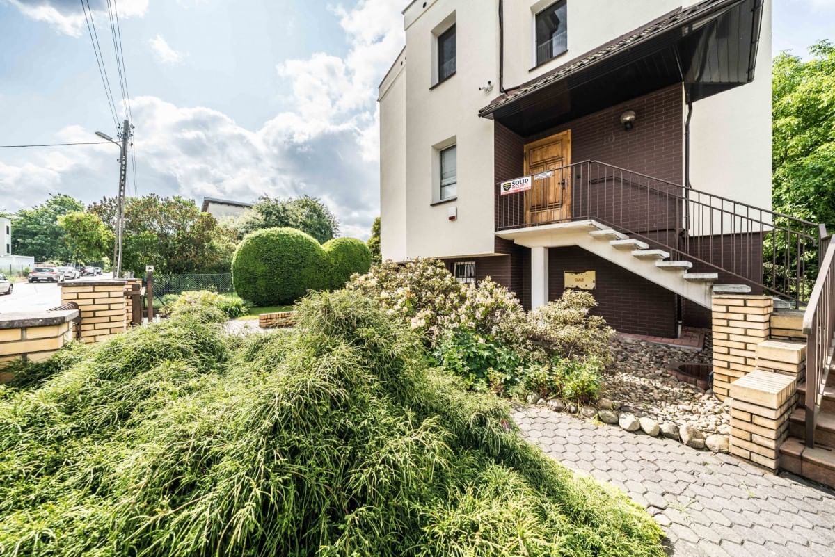 Dom  pokojowe na Sprzedaż