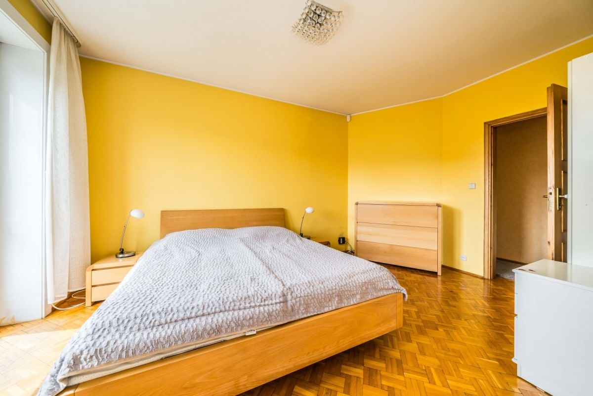 Dom  pokojowe na Sprzedaż