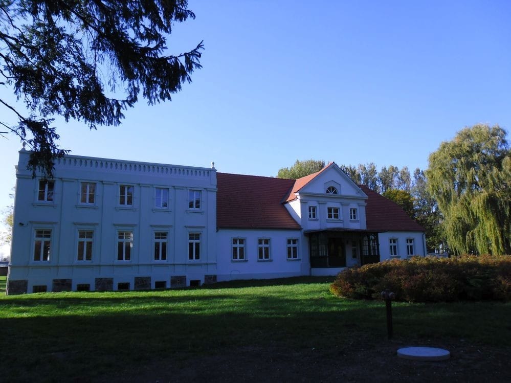 Dom 12 pokojowe na Sprzedaż