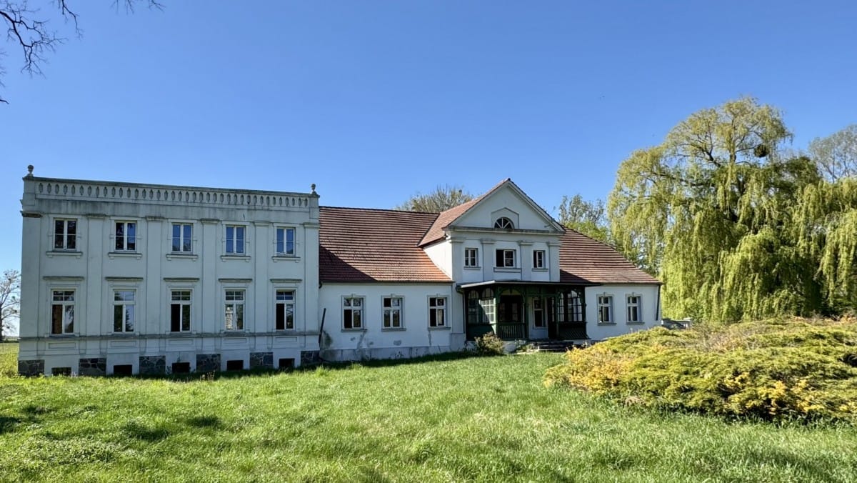 Dom 12 pokojowe na Sprzedaż