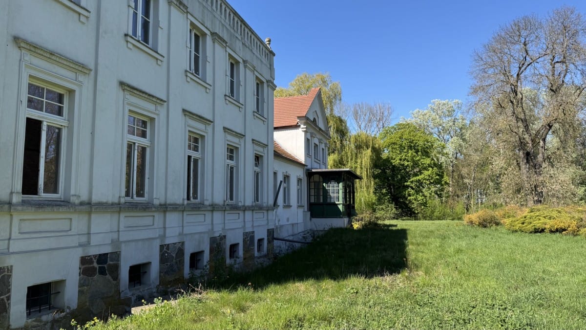 Dom 12 pokojowe na Sprzedaż