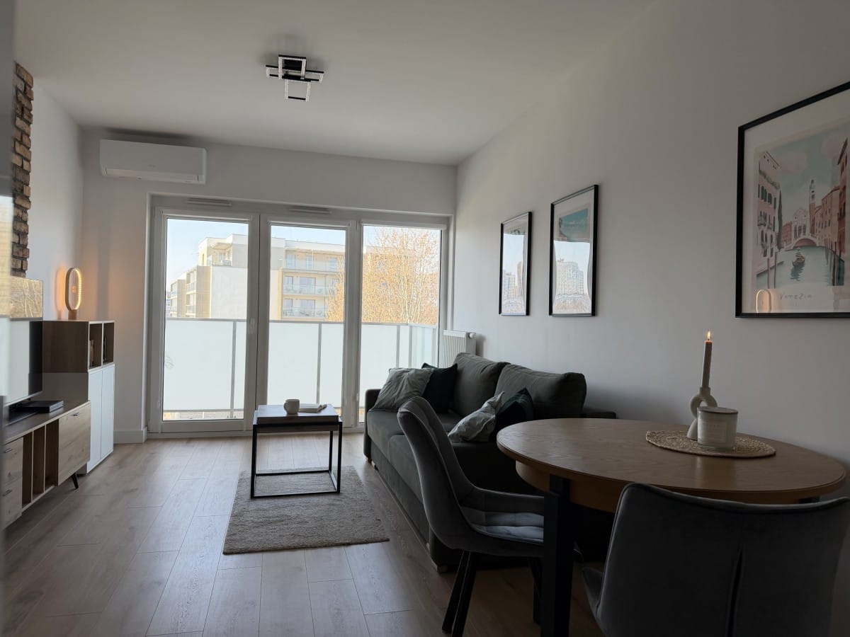 Mieszkanie 2 pokojowe na Sprzedaż