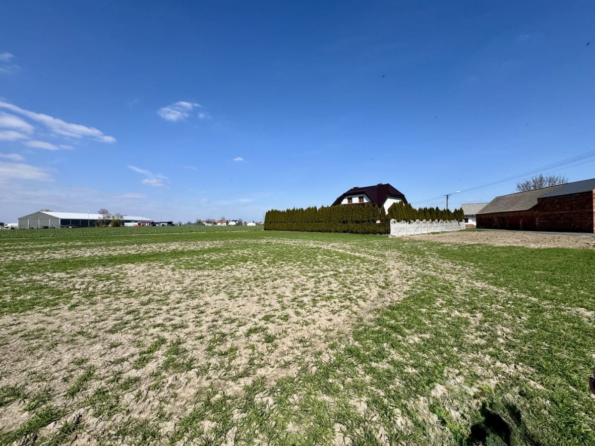 Działka  pokojowe na Sprzedaż