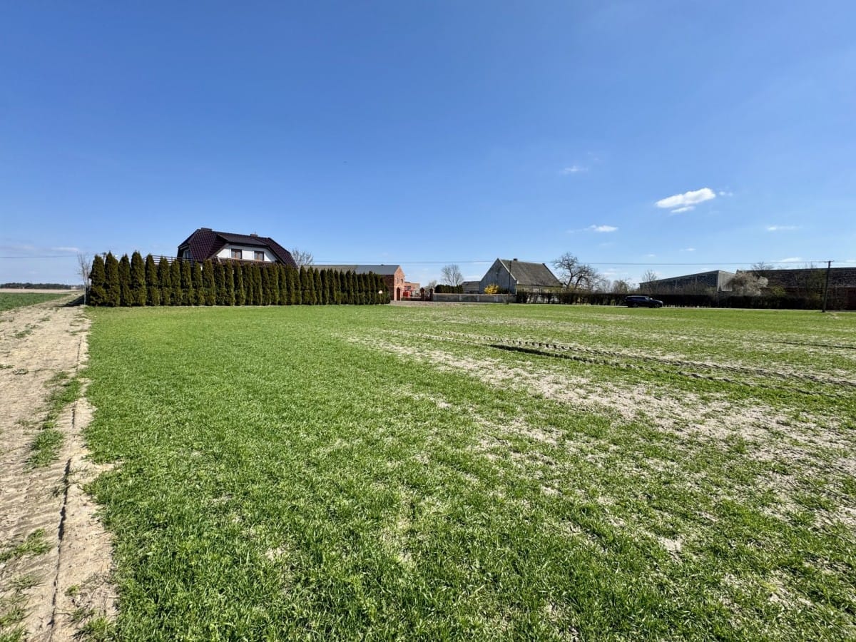 Działka  pokojowe na Sprzedaż