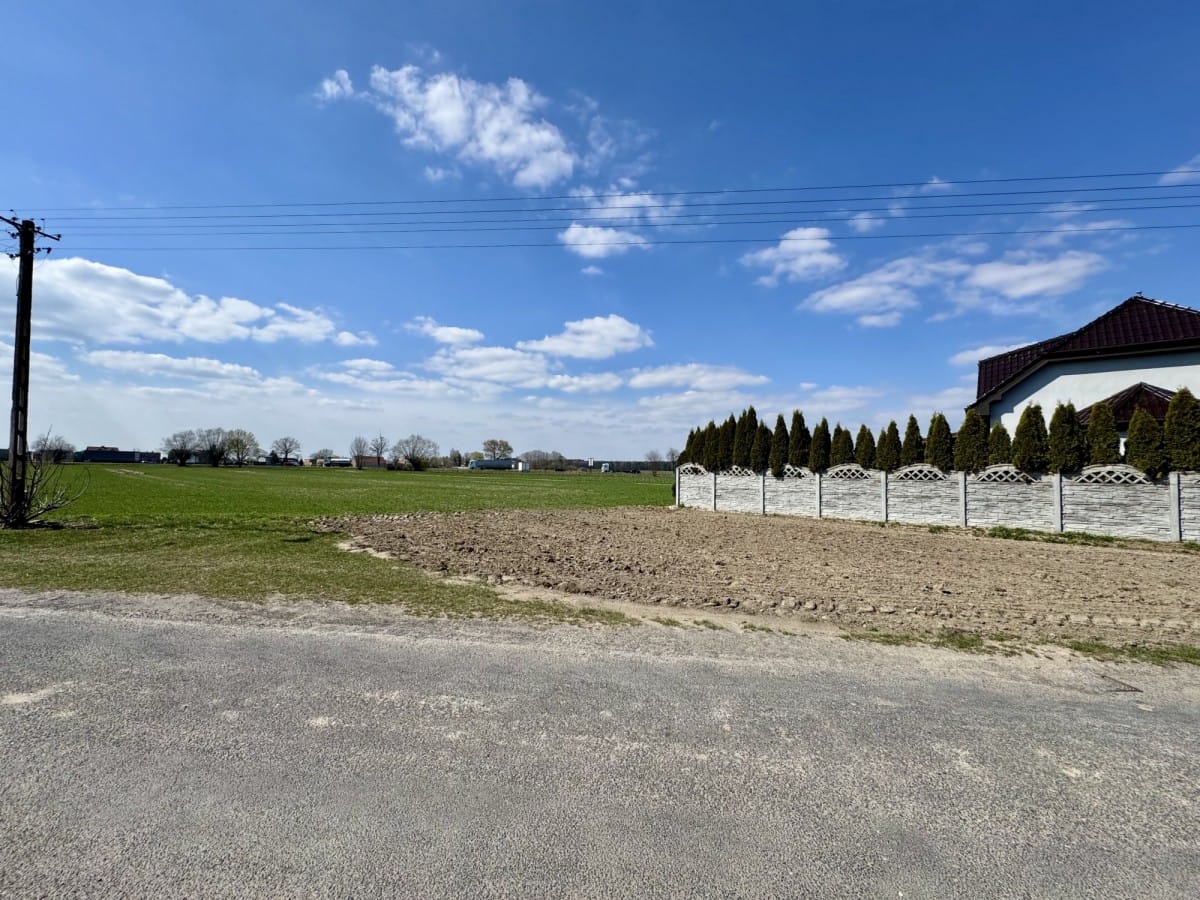 Działka  pokojowe na Sprzedaż