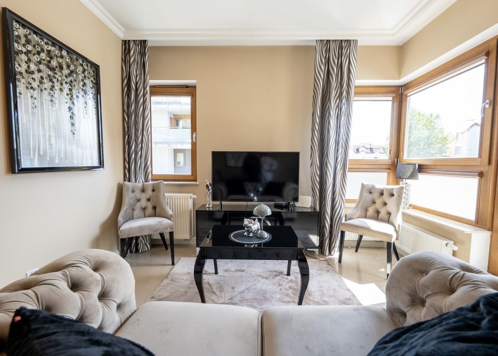 Mieszkanie 3 pokojowe na Sprzedaż