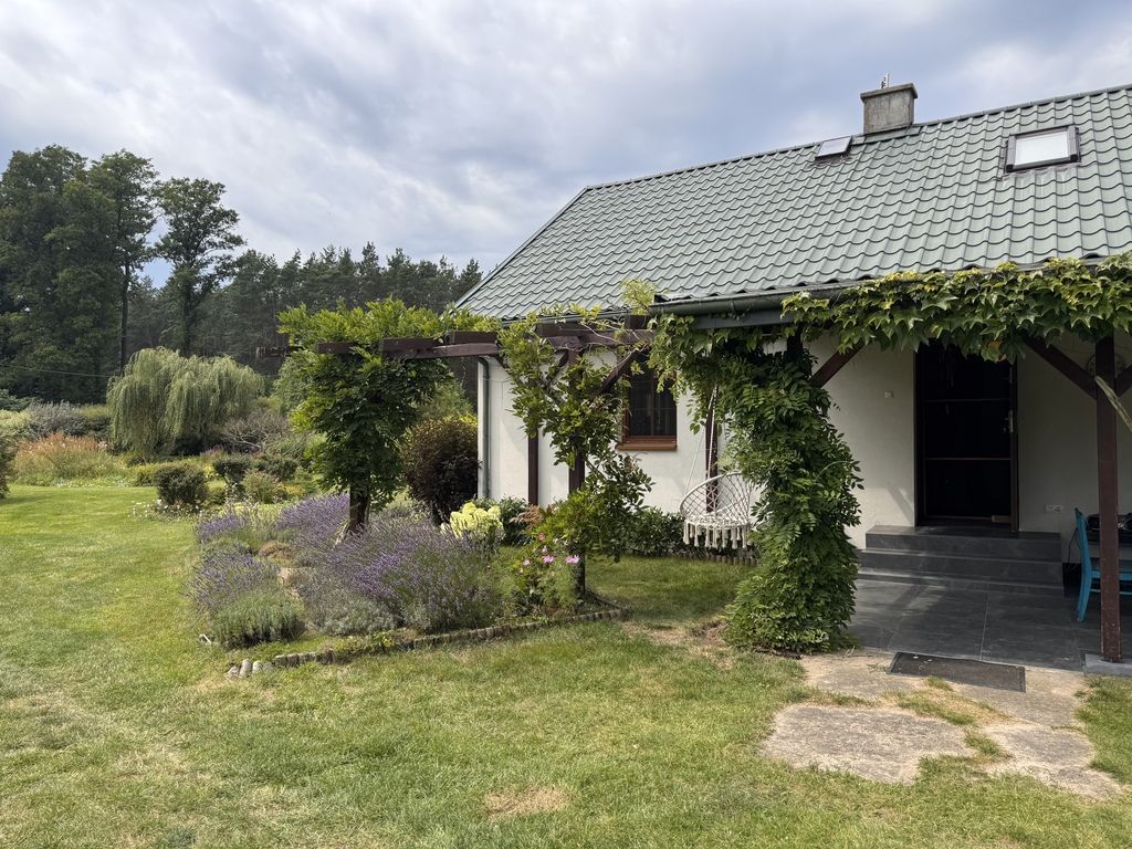 Dom 4 pokojowe na Sprzedaż