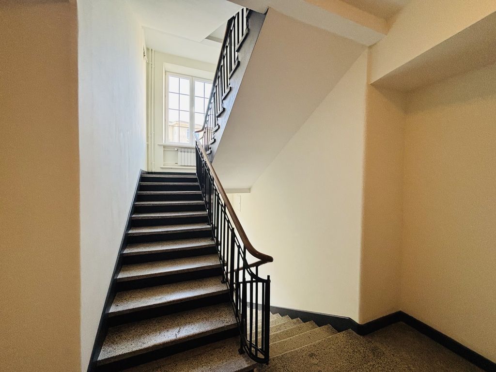 Lokal użytkowy  pokojowe na Wynajem