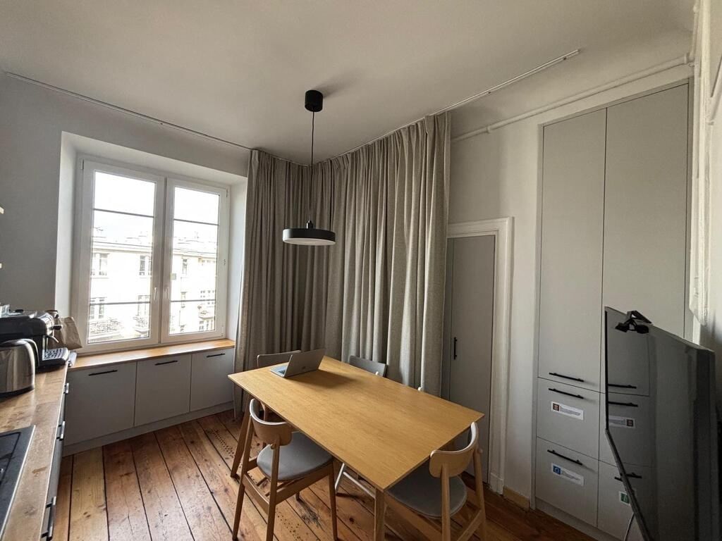 Lokal użytkowy  pokojowe na Wynajem