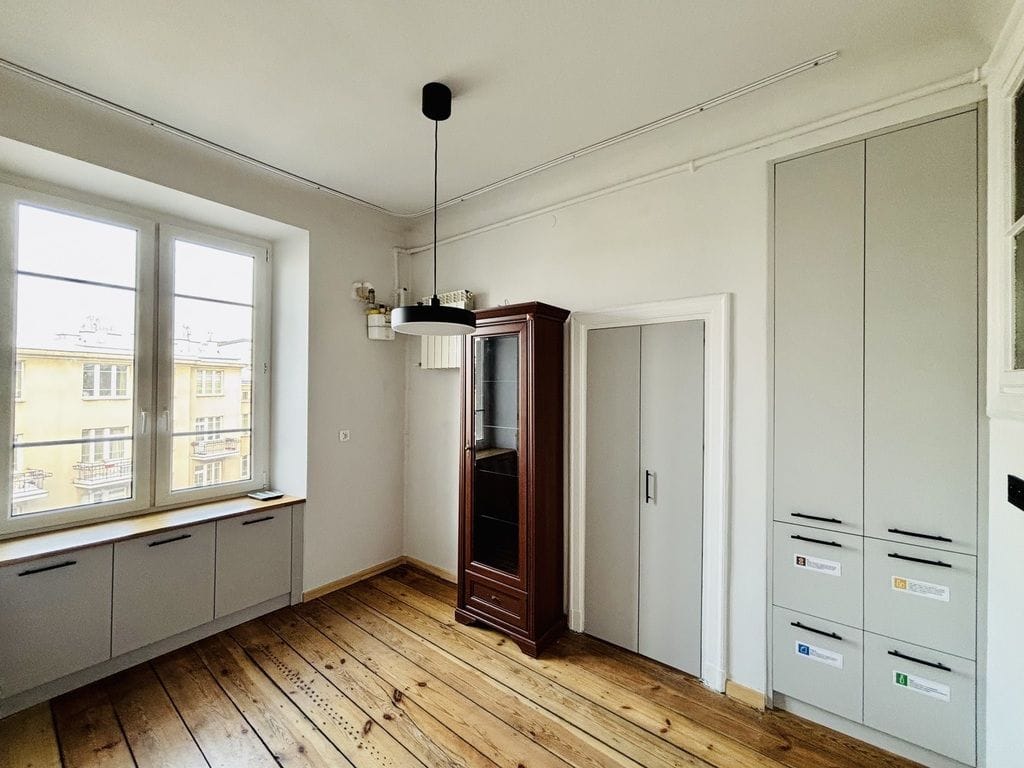 Lokal użytkowy  pokojowe na Wynajem