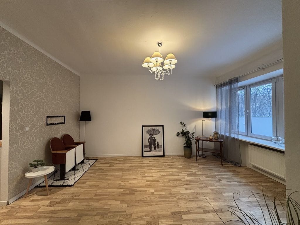 Mieszkanie 4 pokojowe na Sprzedaż