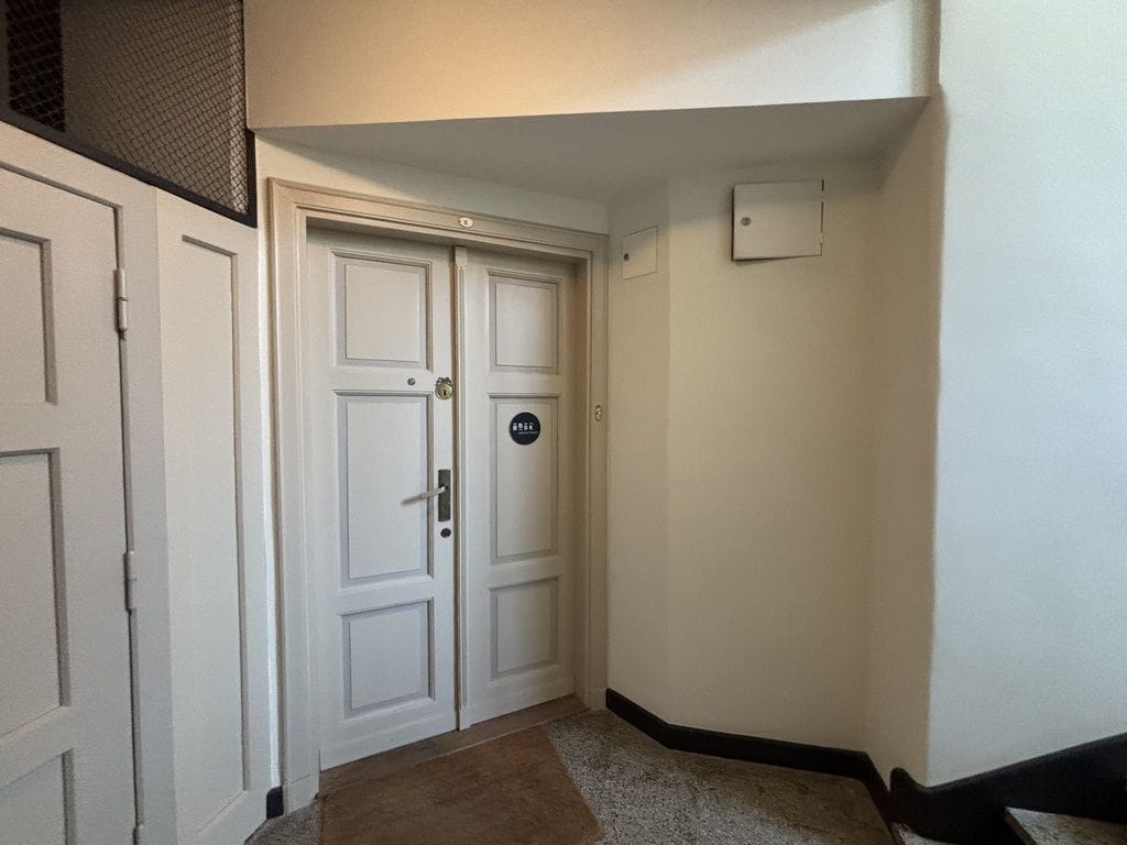 Mieszkanie 4 pokojowe na Sprzedaż