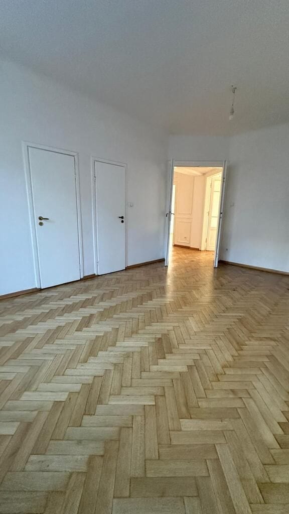 Mieszkanie 4 pokojowe na Sprzedaż