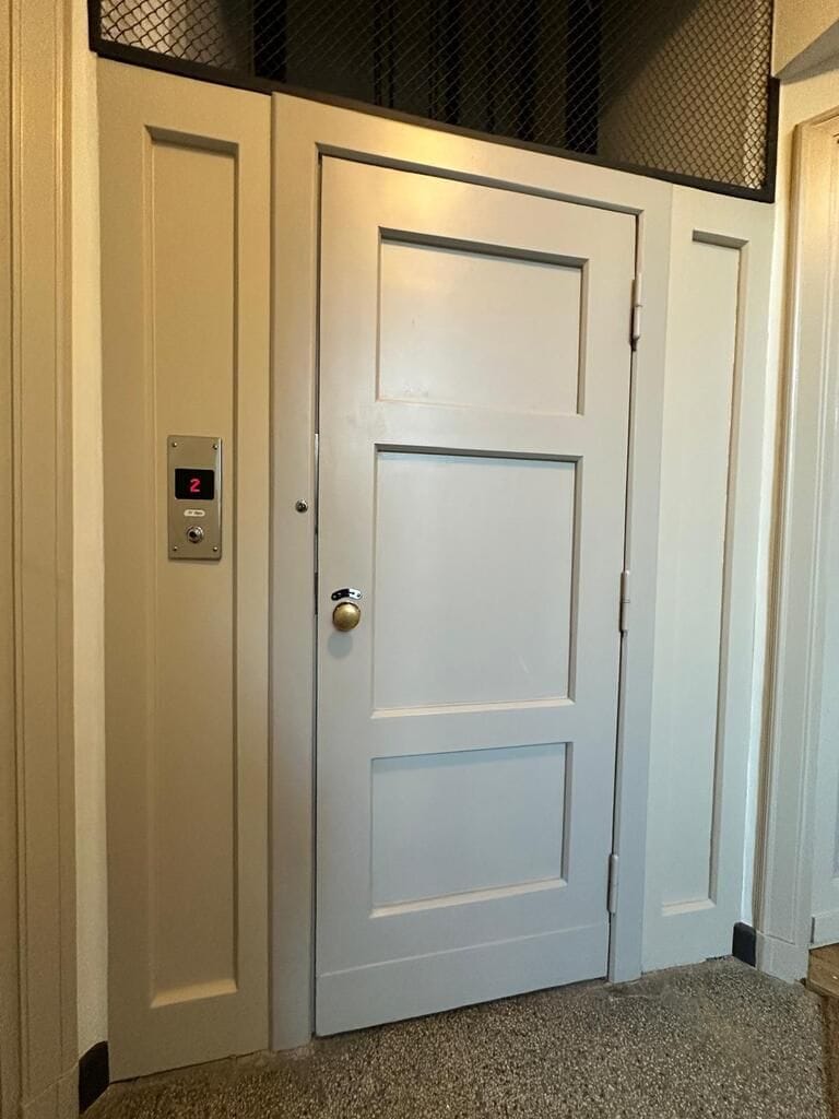 Mieszkanie 4 pokojowe na Sprzedaż