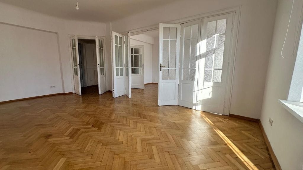 Mieszkanie 4 pokojowe na Sprzedaż