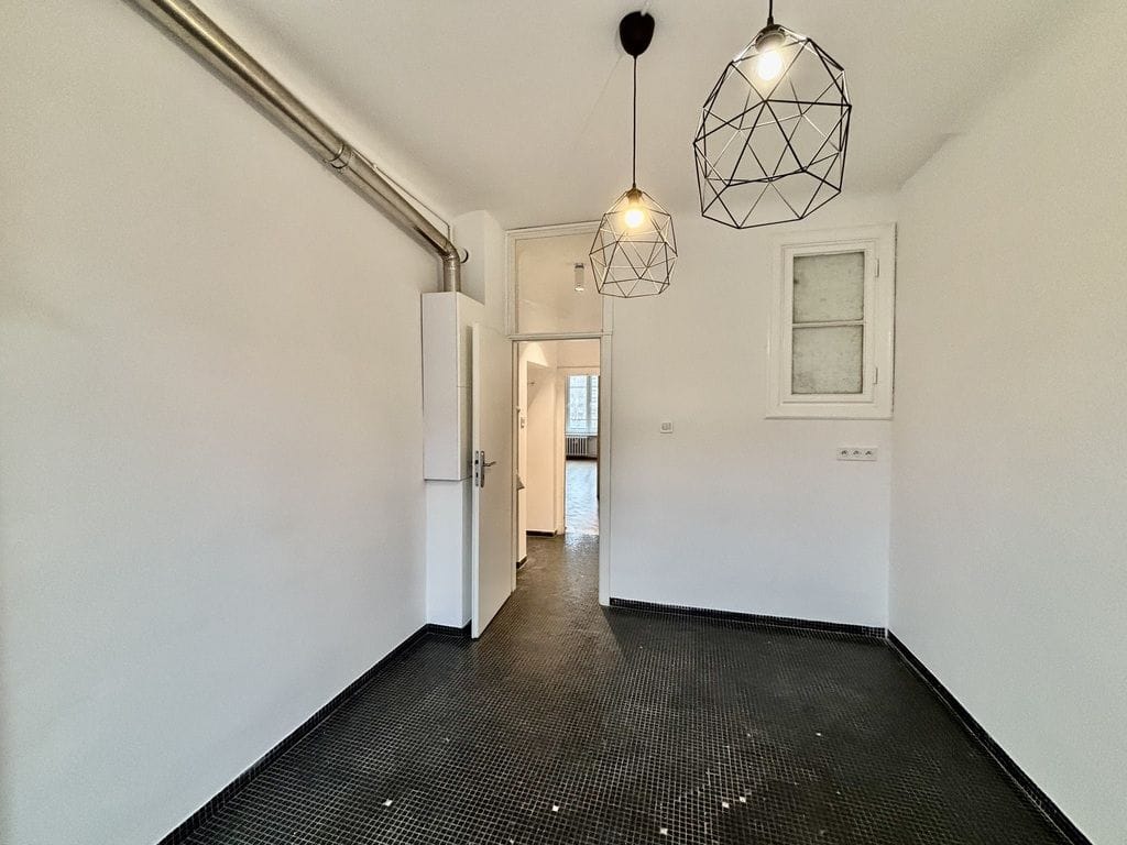 Mieszkanie 4 pokojowe na Sprzedaż