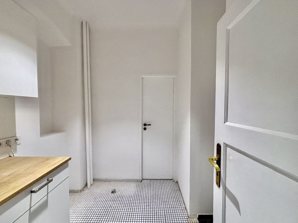 Mieszkanie 4 pokojowe na Sprzedaż