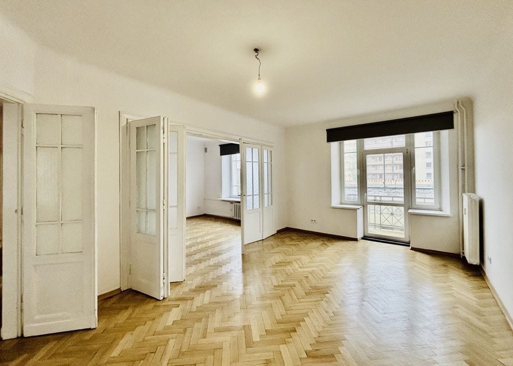 Mieszkanie 4 pokojowe na Sprzedaż