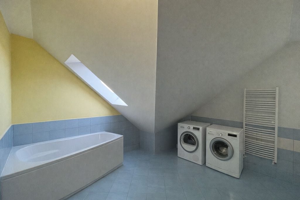 Dom 8 pokojowe na Sprzedaż